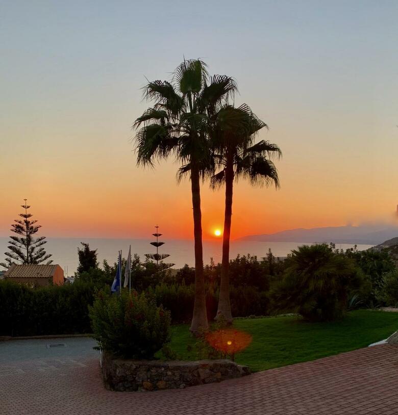 Creta Blue Boutique Hotel