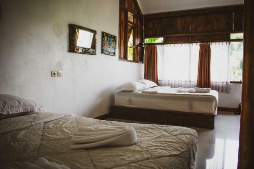 Hotel Taman Dolan Home & Resort