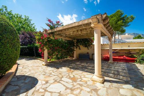 Charming 3-bed Villa In Denia First Beach Line
