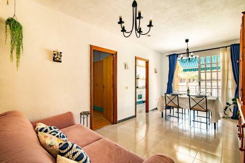 Apartamento El Medano, Center. To Enjoy !