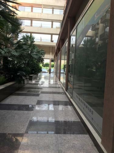 Luxury Apartment/ Prime Location/ Bahria Town