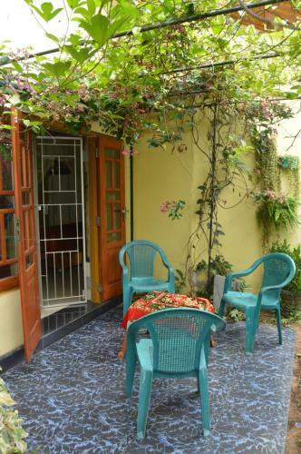 Bed & Breakfast Family House