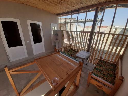 Hostal Art Guest House Usto