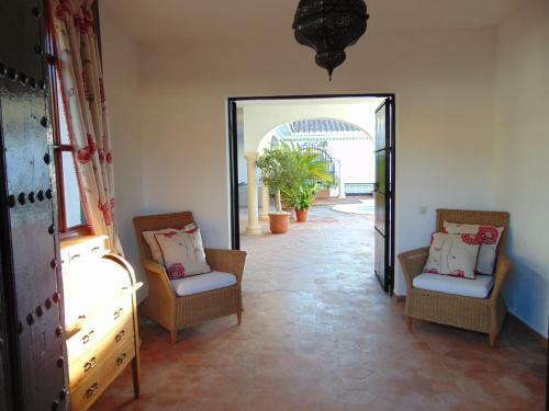 Villa Casa Michael - El Paraiso, Marbella