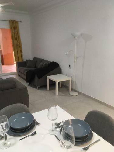 Ground Floor Modern 3 Bed Apartment Estepona Port