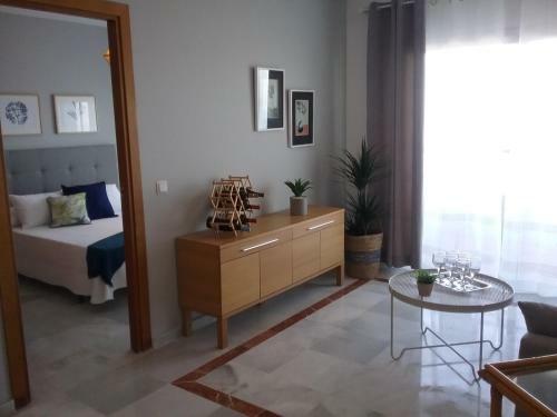 Apartamento En Primera L�nea de Playa. Seis Plazas.