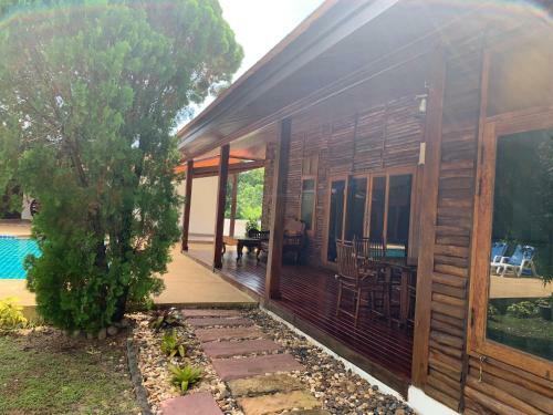 Baan Mai Pool Villa Phuket