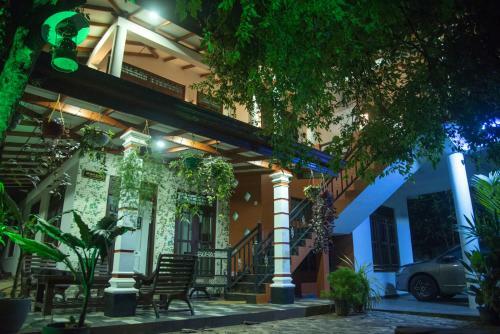Hotel Sadee's Place