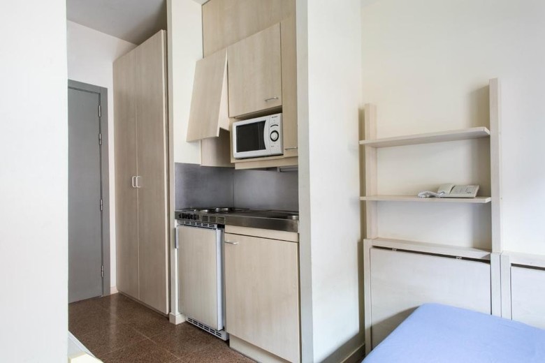 Residencia Universitaria Blas De Otero