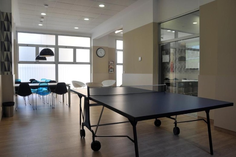 Residencia Universitaria Blas De Otero