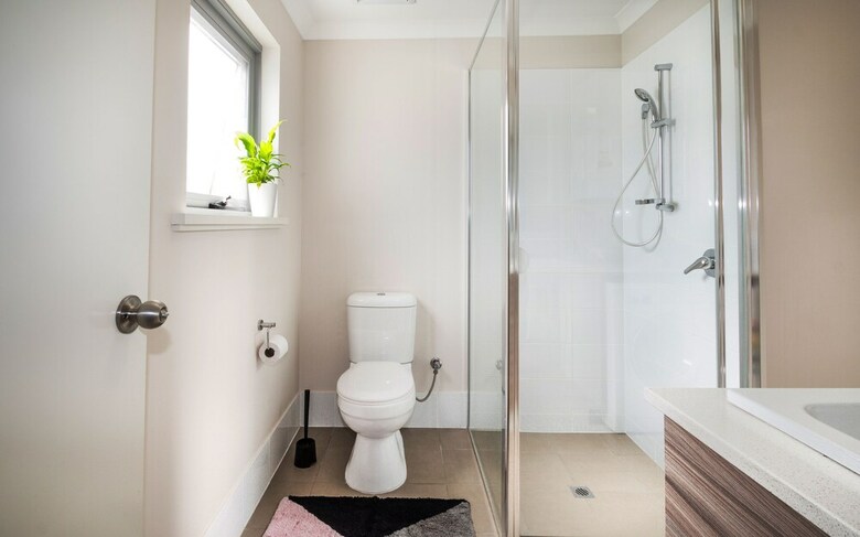 Aparthotel Airport Apartments By Aurum