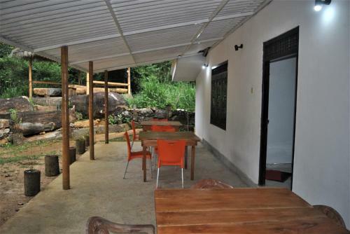 Rainforest Edge View Villa