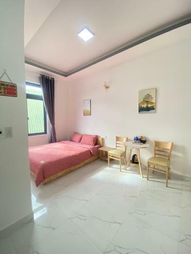 Hostal Louis House Dalat
