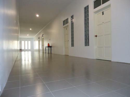 Hostal Villa Setia
