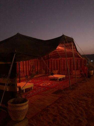 ??????? ????? ????