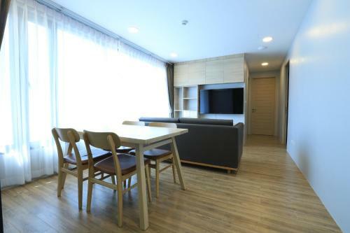 Apartamento Glory Sukhumvit -asoke- Prompong- Bts- Mrt