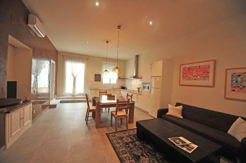 Apartamento Los Corceles Casa Palacio