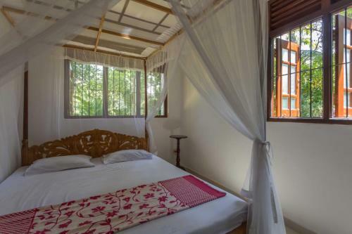 Neverbeen To Kumudini's Villa