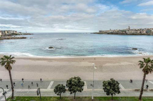Apartamento En Primera Linea de Playa Riazor
