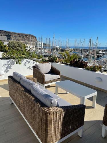 Front Line Marina Apartment With Roofterrace