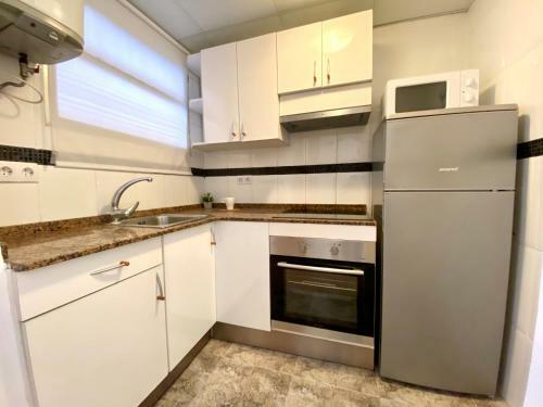 Apartamento En La Pineda Cerca de La Playa