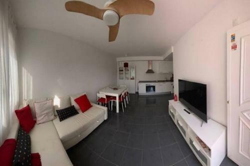 Apartamento Playa Llan�a Con Piscina Comunitaria