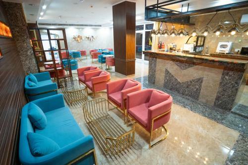 Grand Mirage Hotel