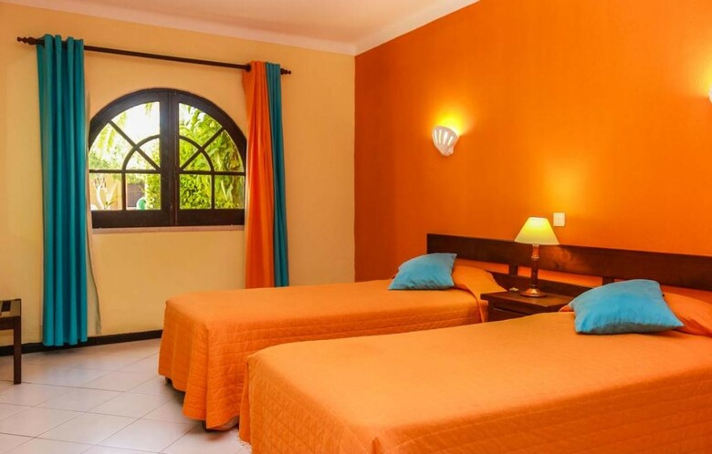 Hotel Colina Village