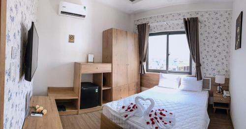 Hotel Kh�ch S?n Sky
