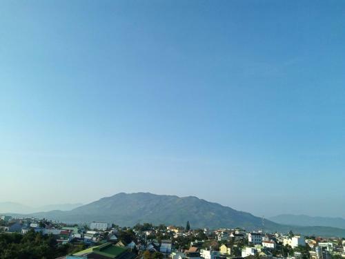 Hotel Kh�ch S?n Sky