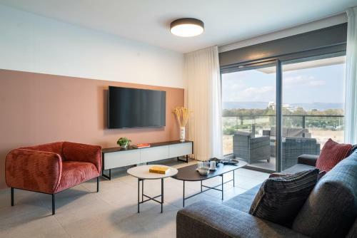 Fantastic Achziv Beach Apartment With Great Views