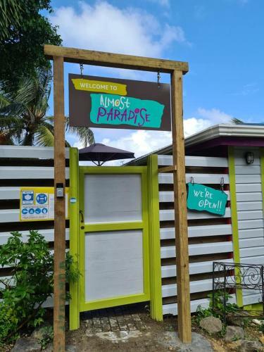 Apartamento Almost Paradise Cottage Retreats