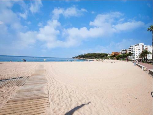 Apartamentos Beach&pool, 365 Days Open In Fenals Beach