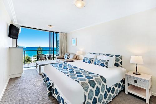Hotel Shearwater Resort