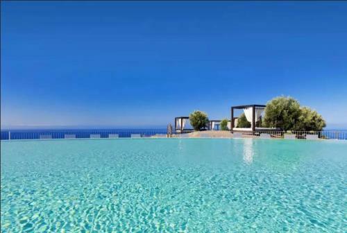 Beautiful Modern Villa In 5? Golf Resort