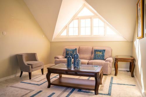 Apartamento Oceanfront Condo W/ Beach Access, Pool, & Gym (2f)