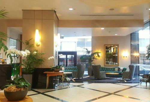Oasis On Queen St, Quiet And Refreshing Apartment