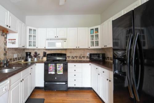 Redmont Revival-walkable-pets-uab