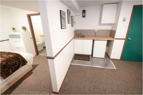 Apartamento Banff's Enchanted Forest Basement Suite
