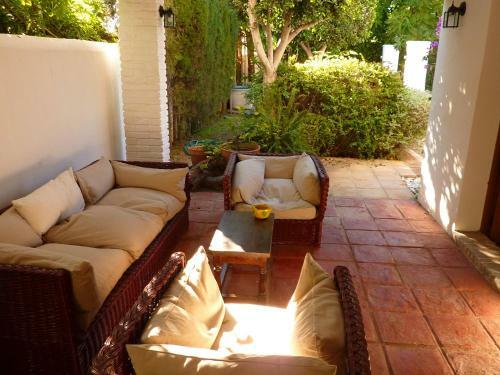 Luxurious Villa In Marbella With Swimming Pool