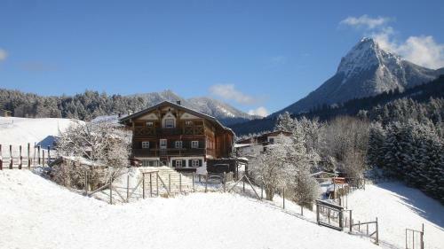 Agroturismo Achentaler Bauernh�usl