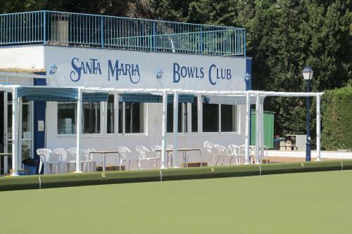 Apartamento En Los Patios de Santa Maria Golf