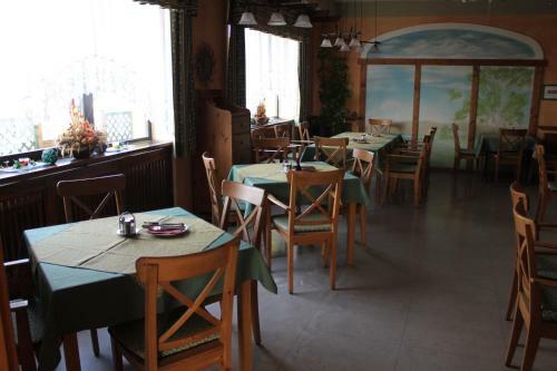 Posada Gasthof Zum Flughafen