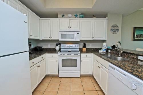 Crystal Shores West By Youngs Suncoast