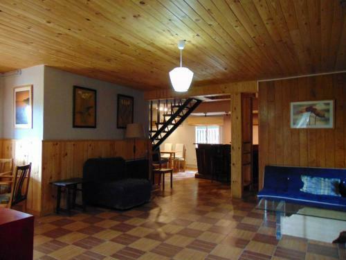 Villa Casa En Miraflores, Para Grupos Con Piscina, Barbacoa, Barra de Bar