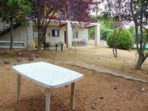 Villa Casa En Miraflores, Para Grupos Con Piscina, Barbacoa, Barra de Bar