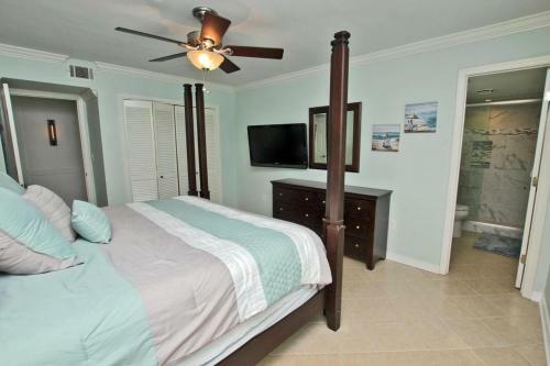 Island Winds West 280 By Youngs Suncoast