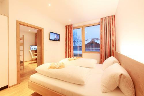 Hostal Hotel Gasthof Adler