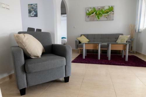 Beautiful Villa Private Pool Pet Friendly Golf