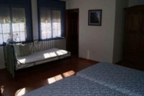 Casa Rural El Sauce. A 2,5 Km de Cuenca Capital